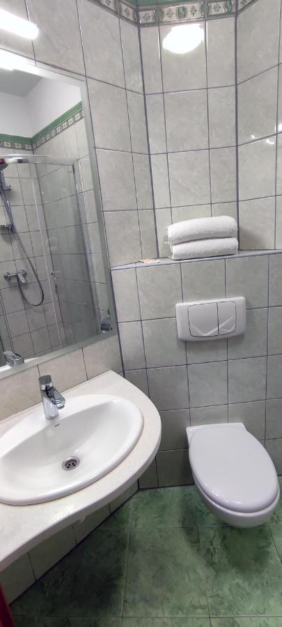 Mostki  Motel Port 2000 المظهر الخارجي الصورة