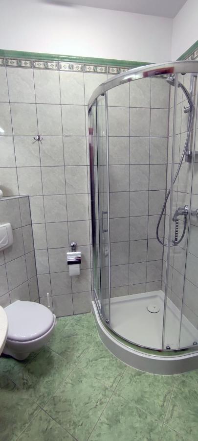 Mostki  Motel Port 2000 المظهر الخارجي الصورة